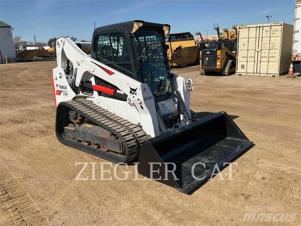Bobcat T650 推土機