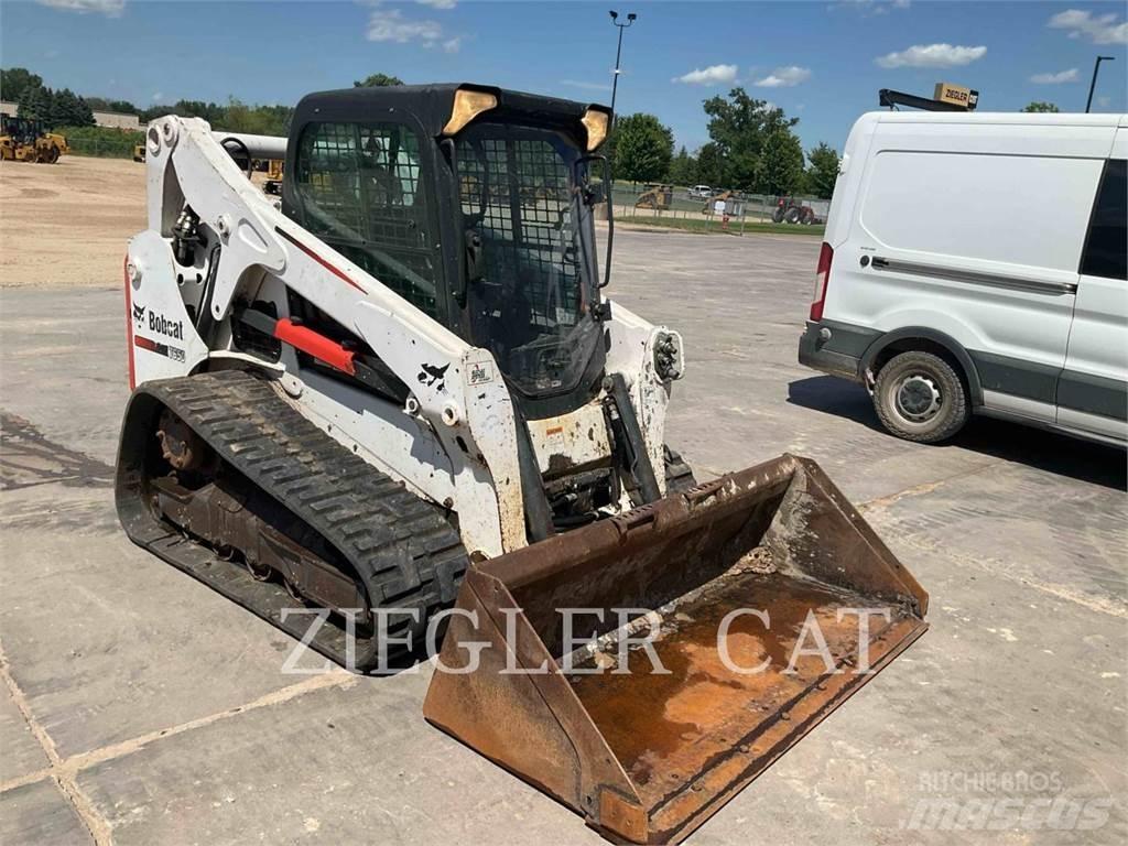 Bobcat T650 推土機