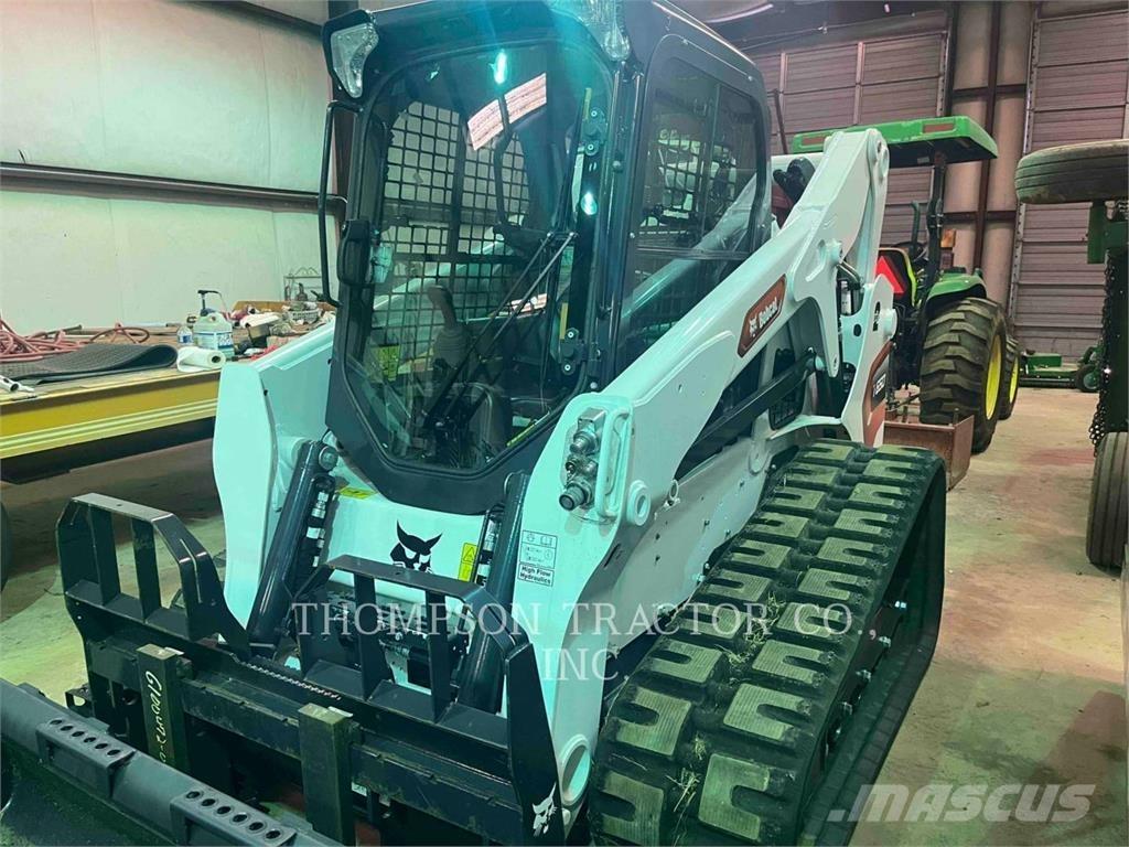 Bobcat T650 推土機
