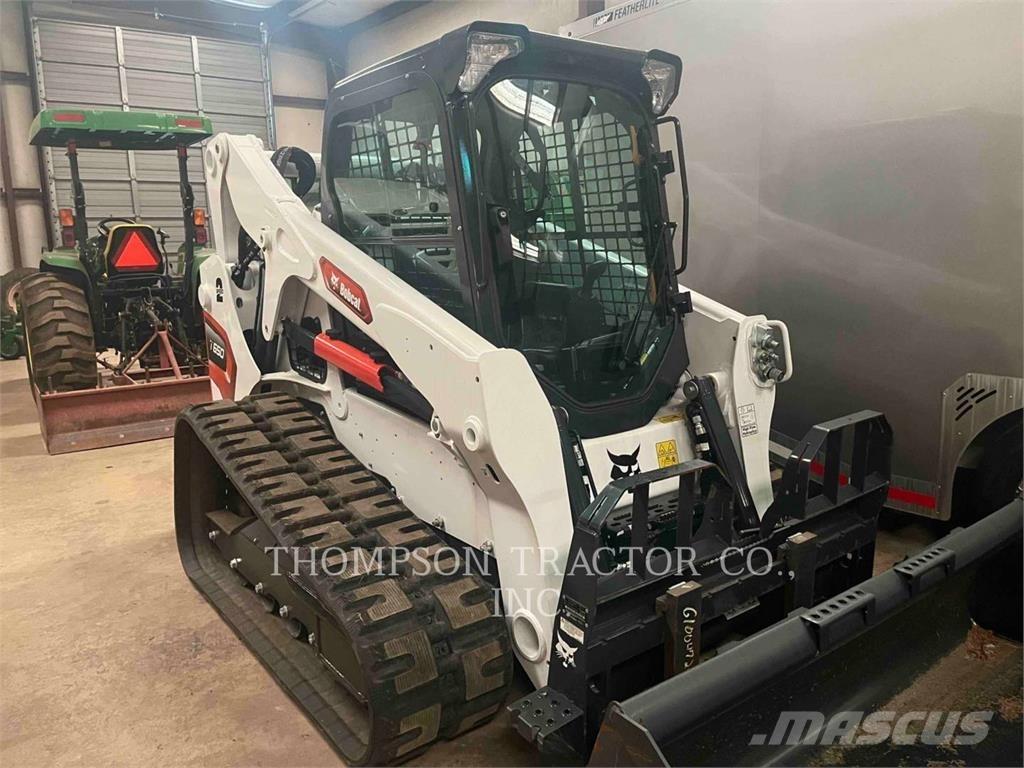 Bobcat T650 推土機