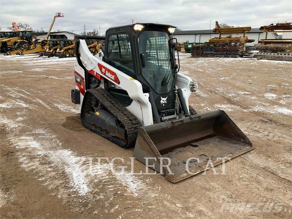 Bobcat T66 推土機