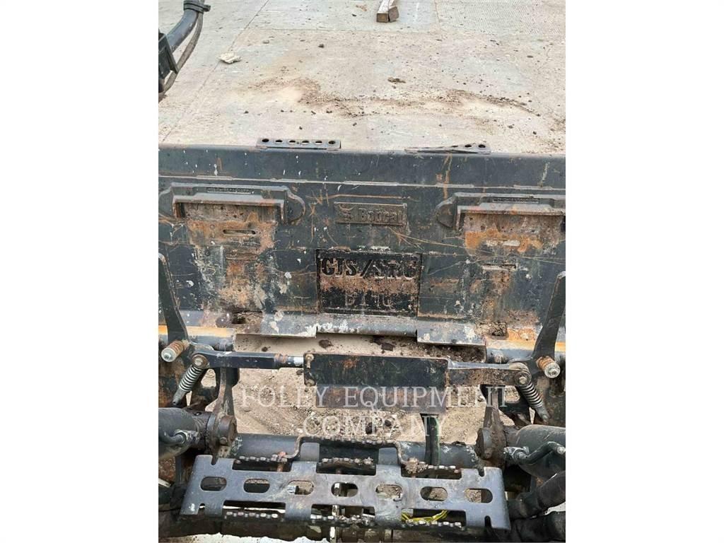 Bobcat T770 滑移轉向裝載機
