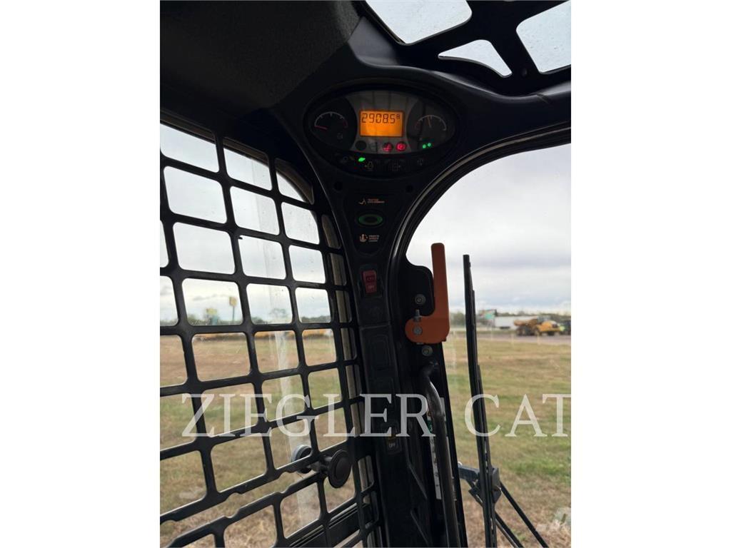 Bobcat T770 推土機