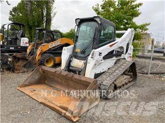 Bobcat T870 滑移轉向裝載機