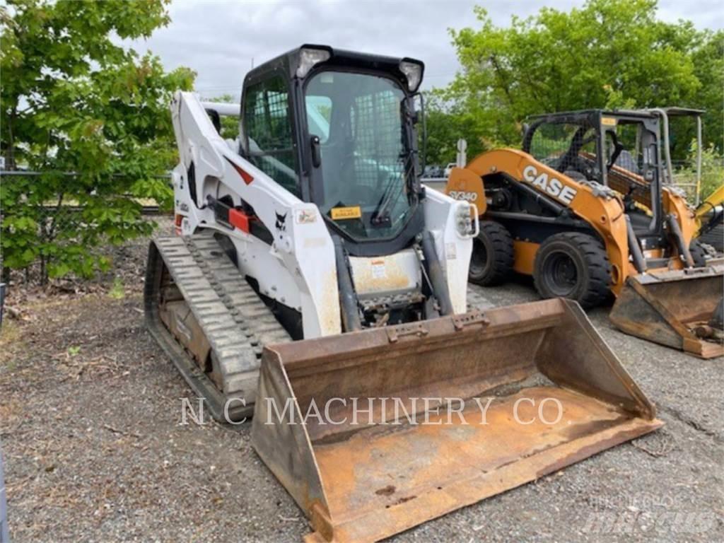 Bobcat T870 滑移轉向裝載機