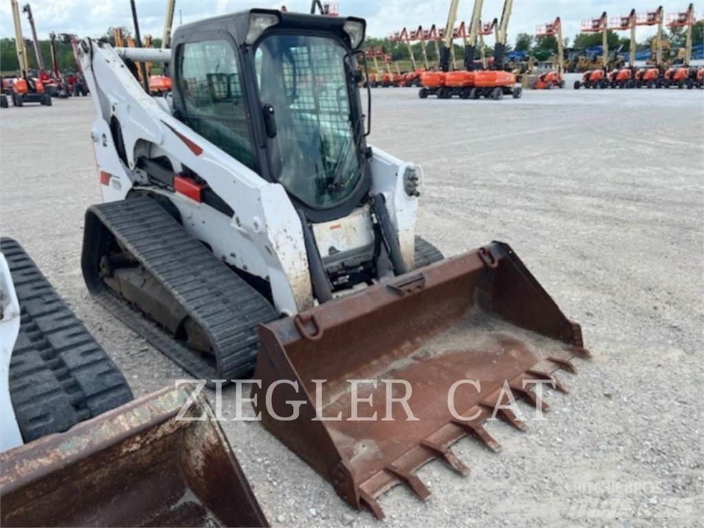 Bobcat T870 推土機