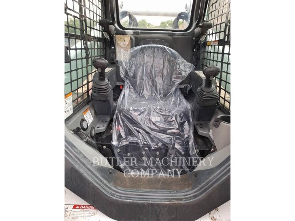 Bobcat T870 推土機