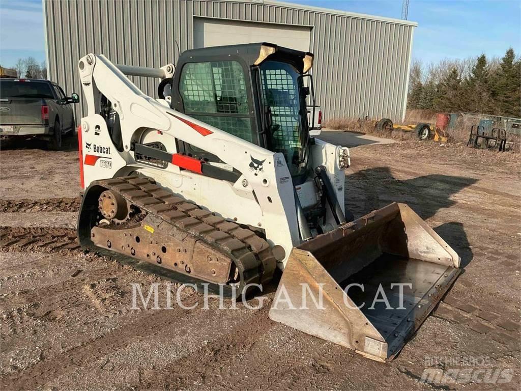 Bobcat T870 滑移轉向裝載機