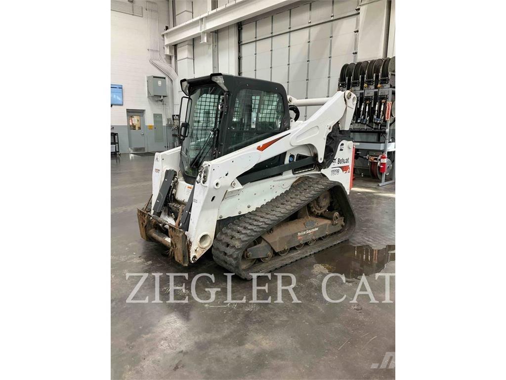 Bobcat T870 推土機