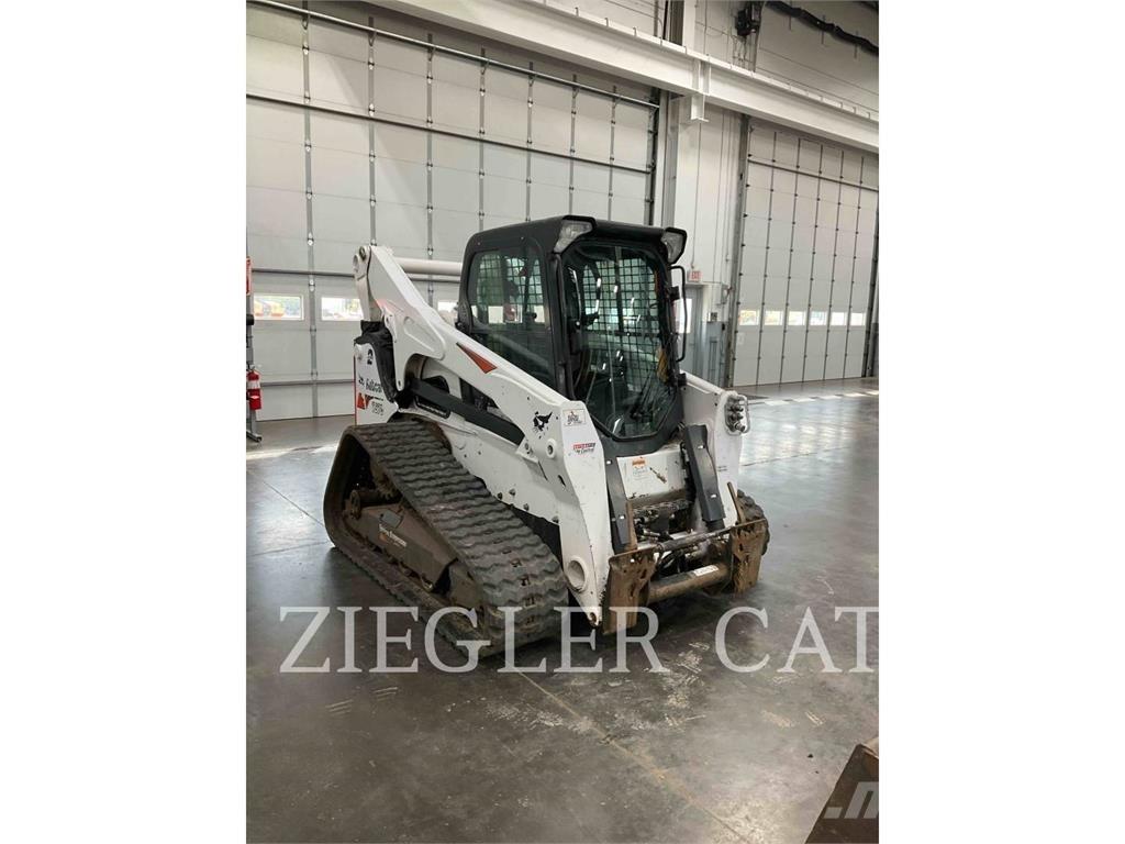 Bobcat T870 推土機