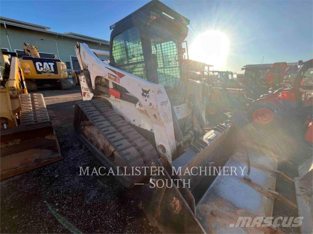 Bobcat T870 推土機