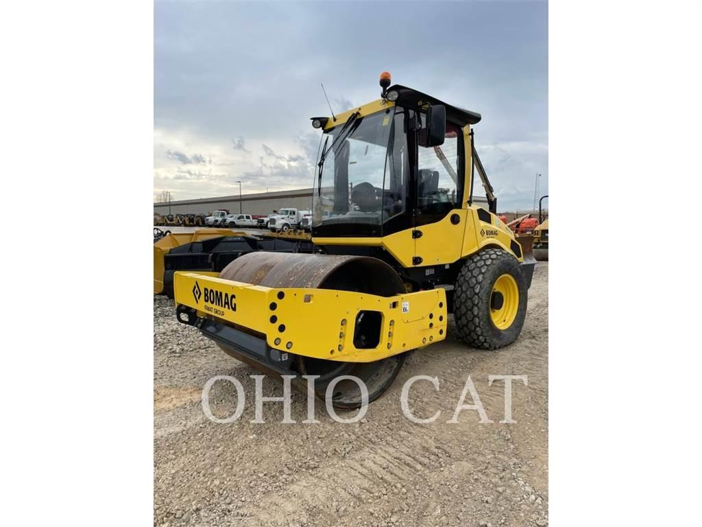 Bomag 177 複合式滾壓機