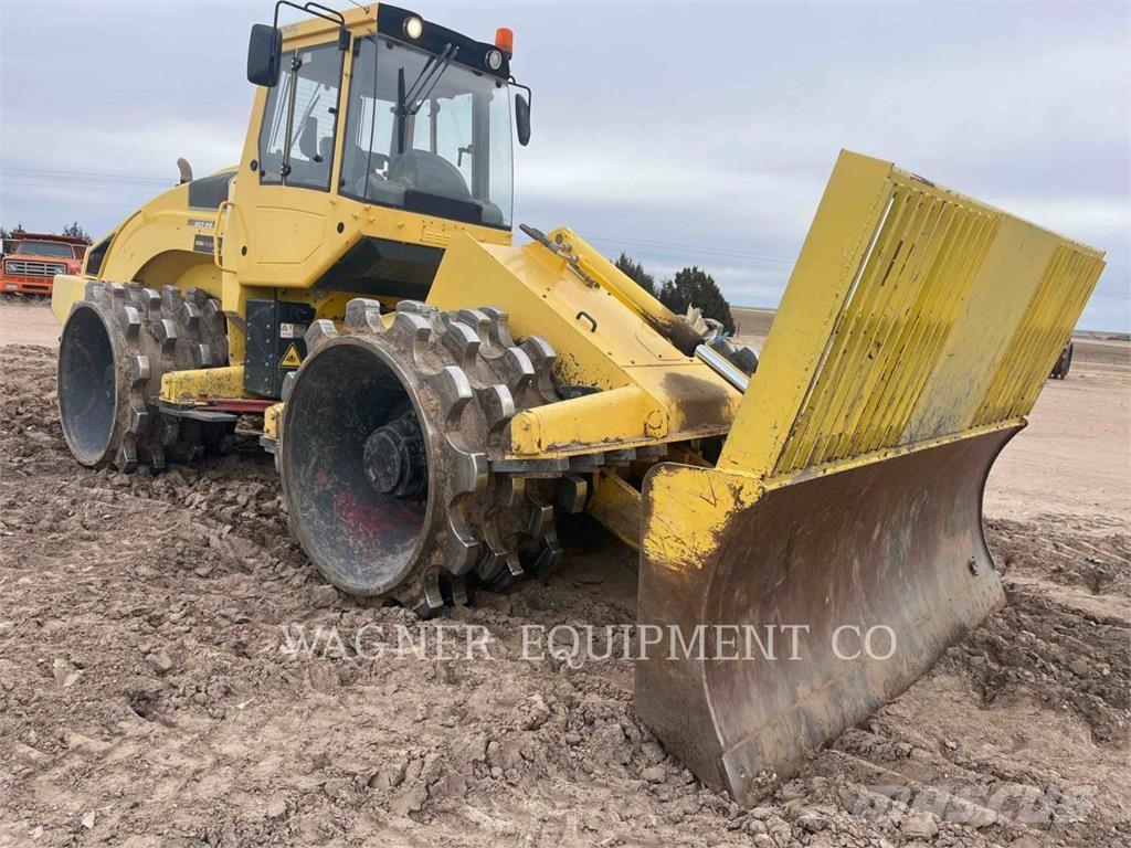 Bomag BC462EB 輪胎式裝載機