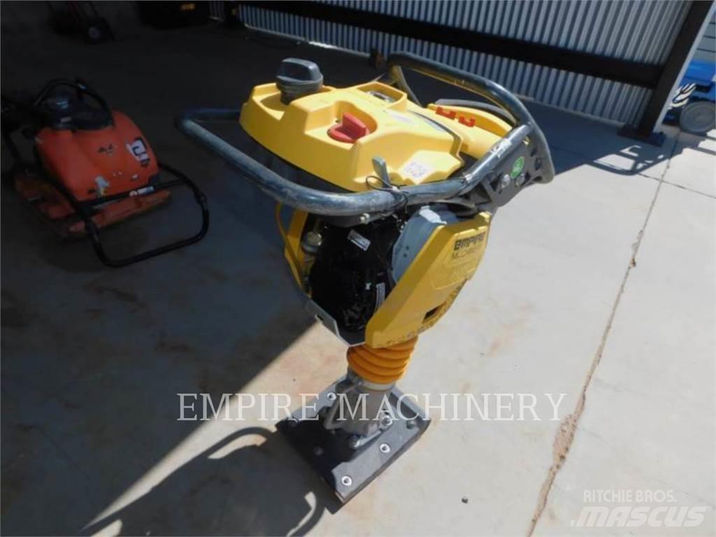 Bomag BT50 輪胎式裝載機
