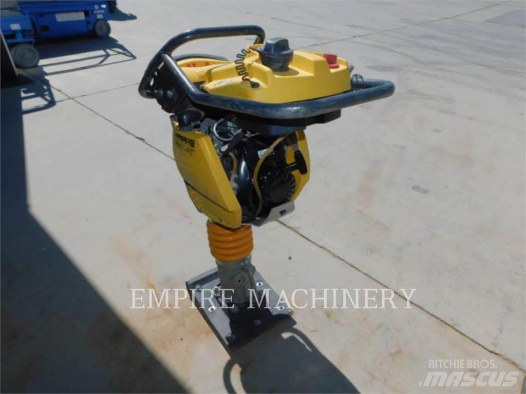 Bomag BT50 輪胎式裝載機