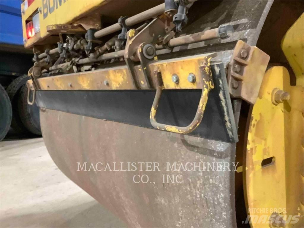 Bomag BW141 AD-2 雙輪滾壓機