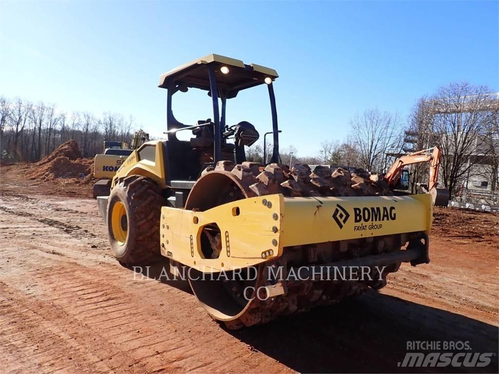 Bomag BW211PHD-5 土壤壓實機