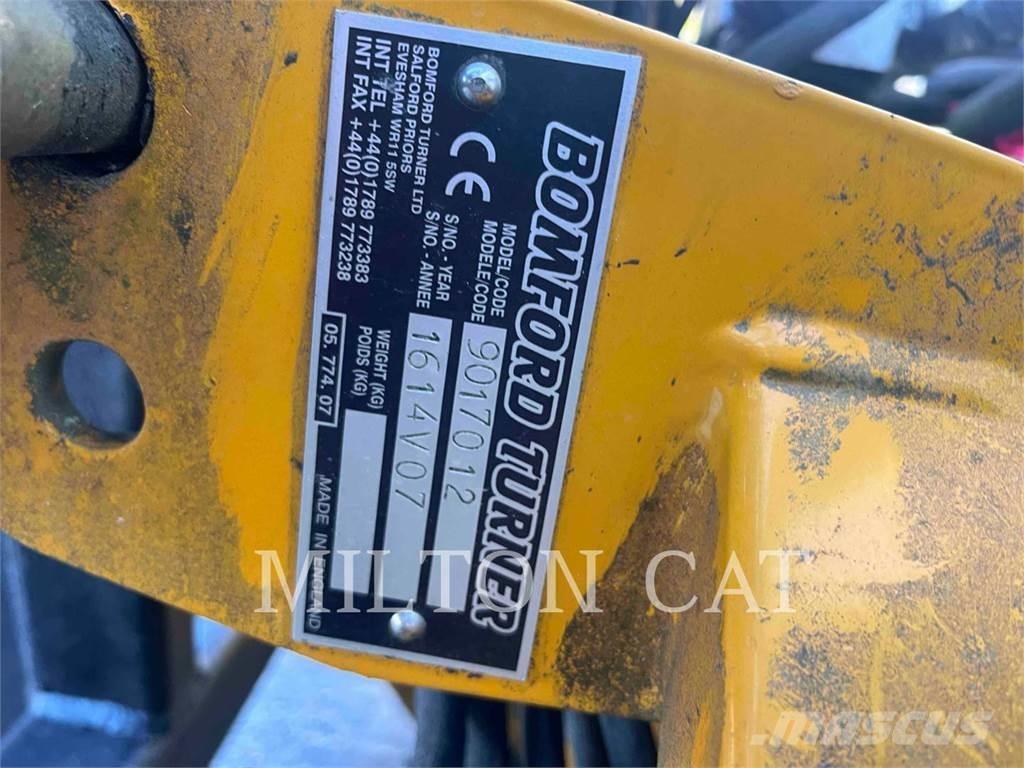 Bomford B457 割草劑