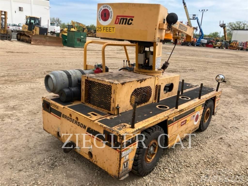 Broderson IC352F 全路面起重機/吊車