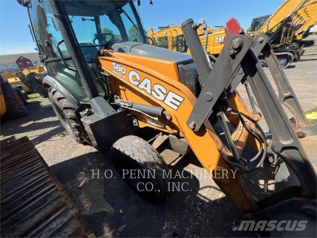 CASE 580 SUPER 反鏟裝載機