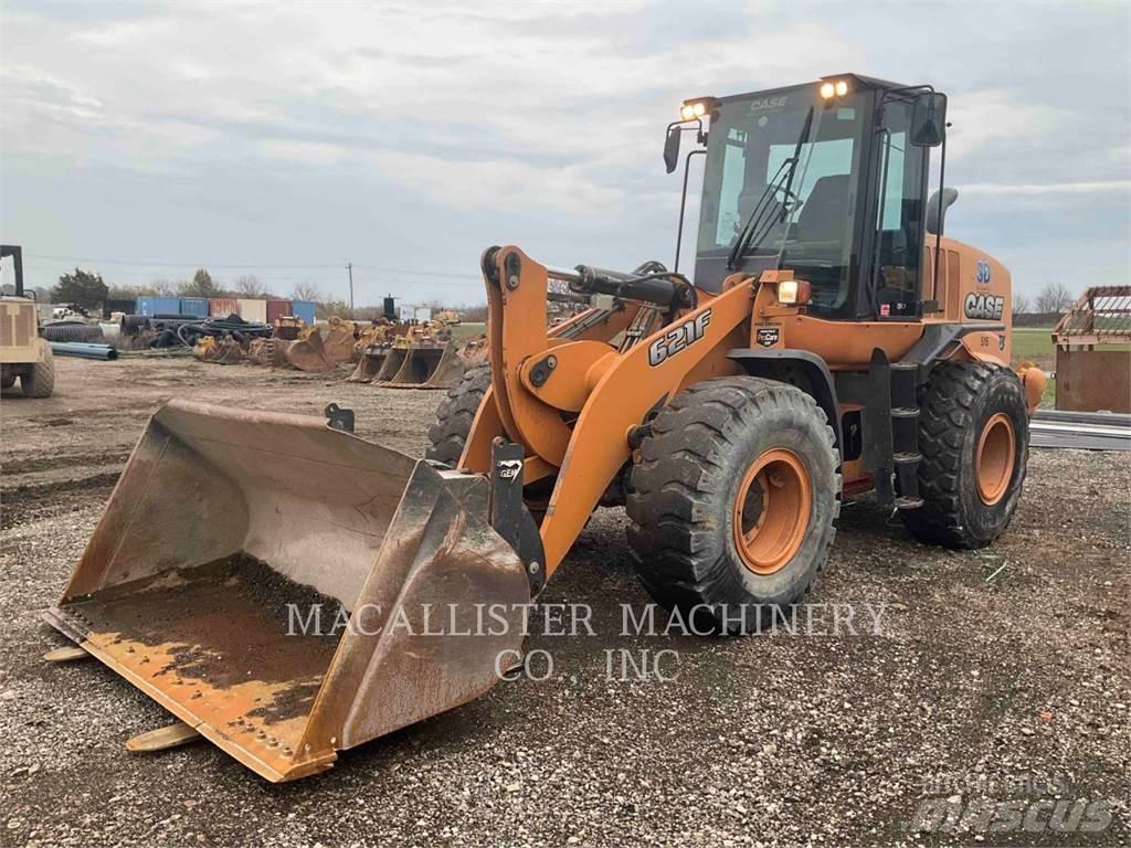 CASE 621F 輪胎式裝載機