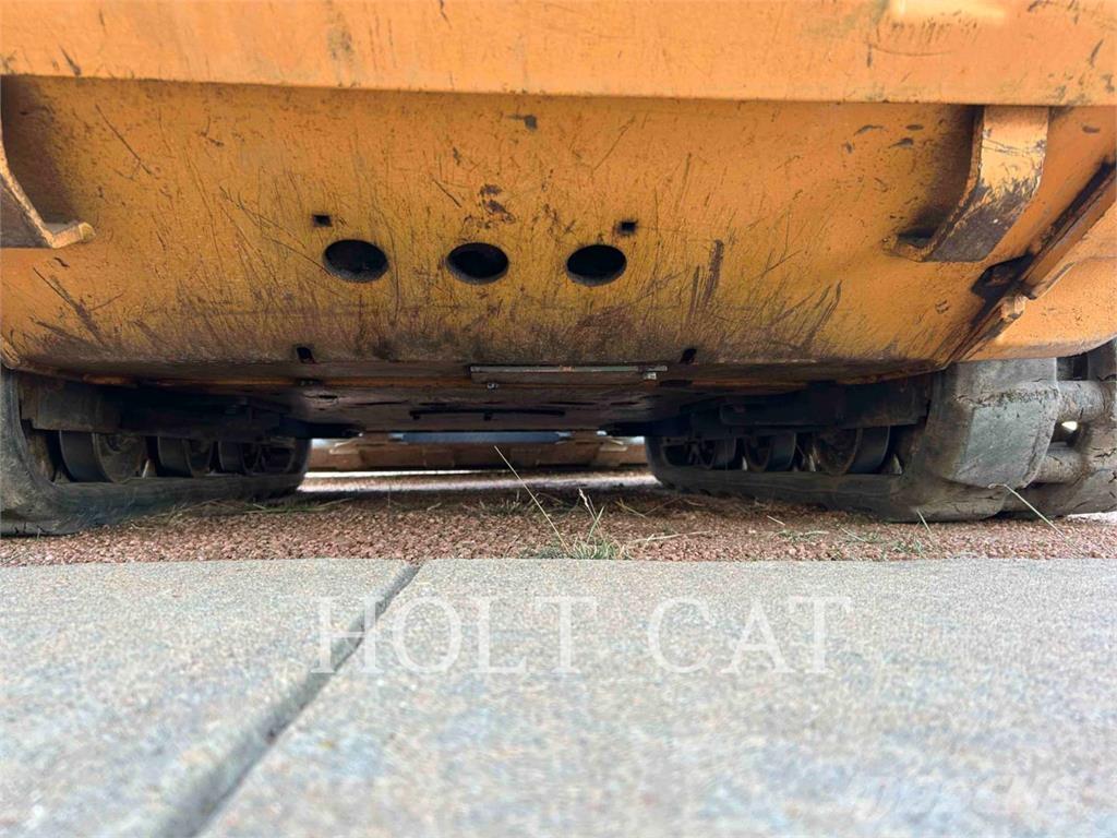 CASE TR270 推土機