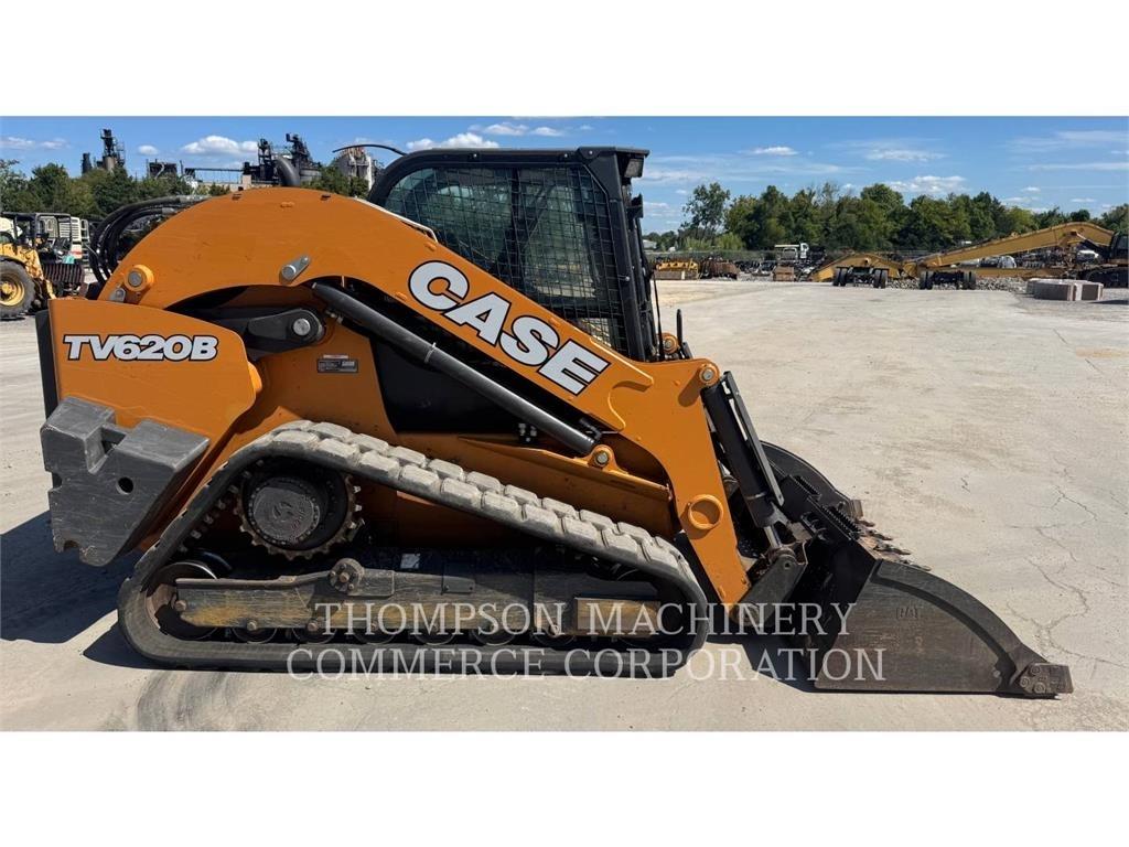 CASE TV620B 滑移轉向裝載機