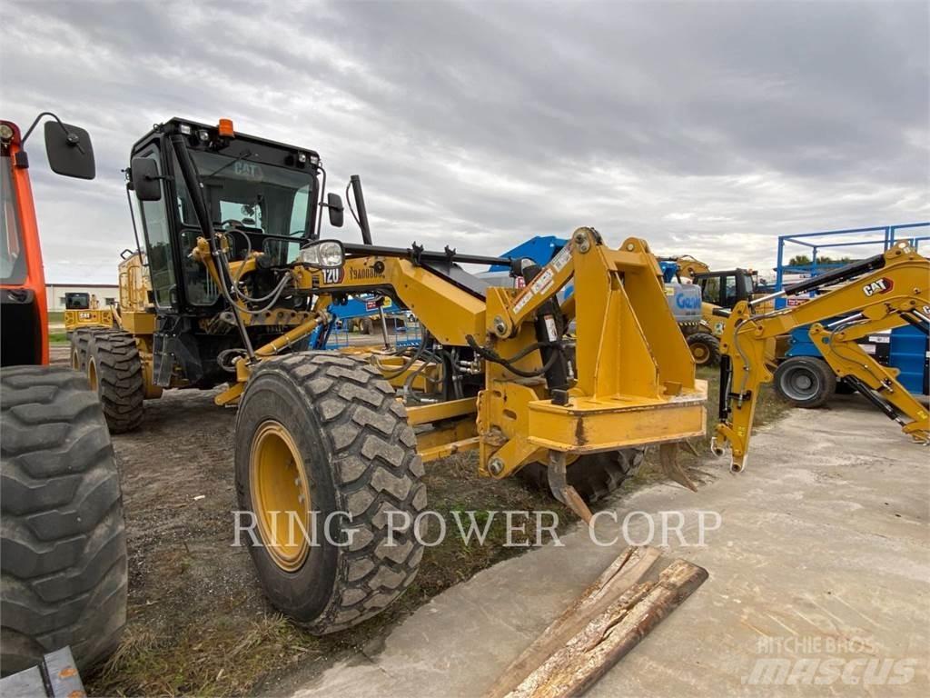 CAT 120 LVR 平土機