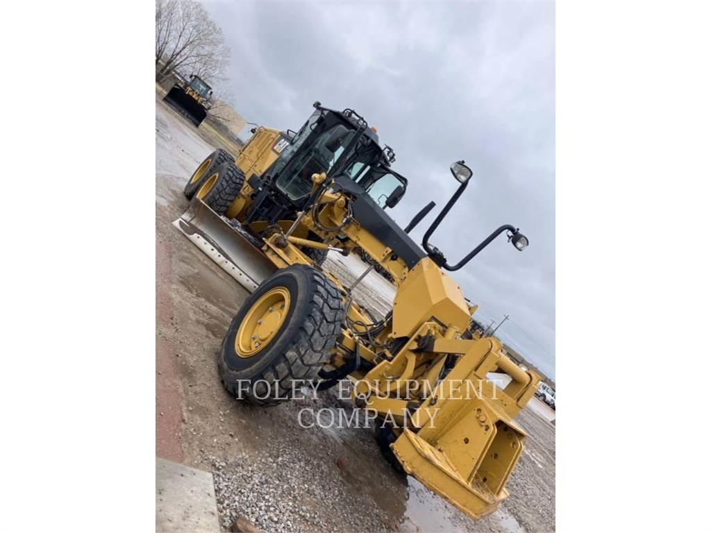 CAT 120M2AWD 平土機