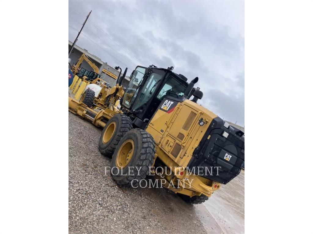 CAT 120M2AWD 平土機