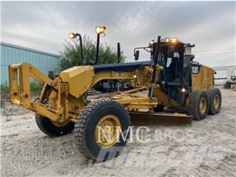 CAT 12M 平土機