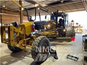 CAT 12M2 平土機