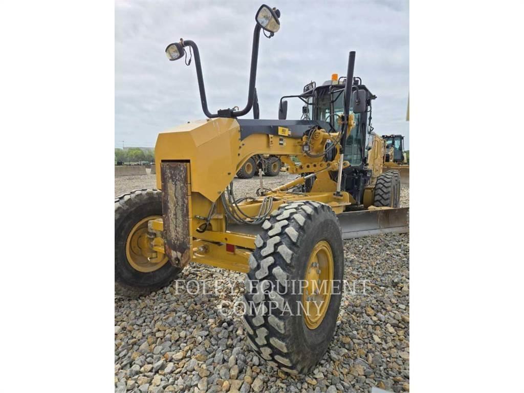 CAT 12M2 平土機
