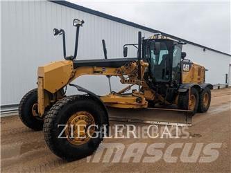 CAT 12M2AWD 平土機