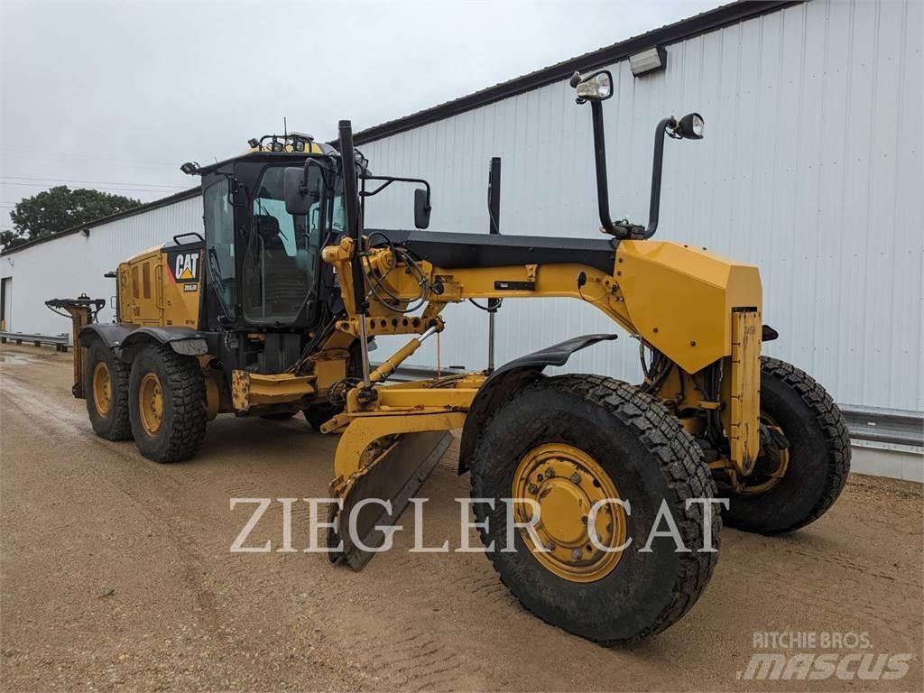 CAT 12M2AWD 平土機