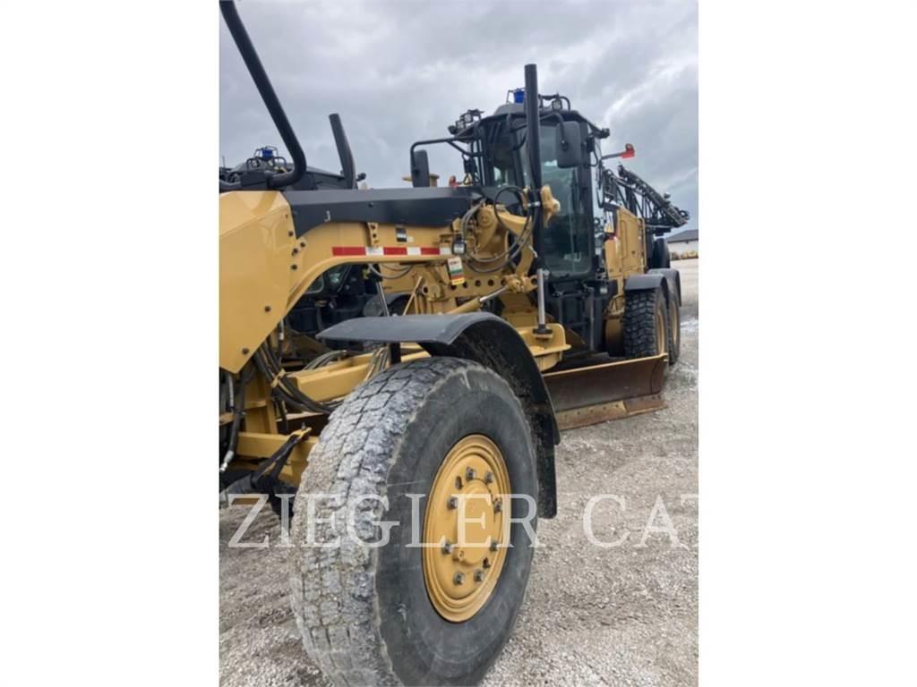 CAT 12M2AWD 平土機