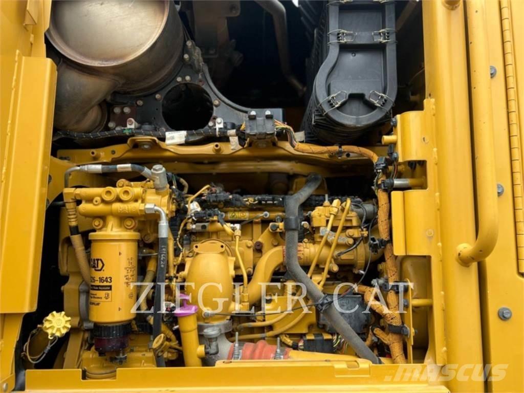 CAT 12M2AWD 平土機
