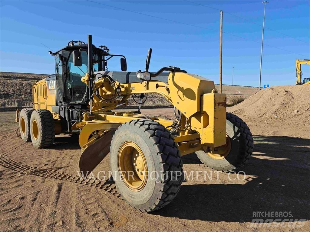 CAT 12M3 平土機