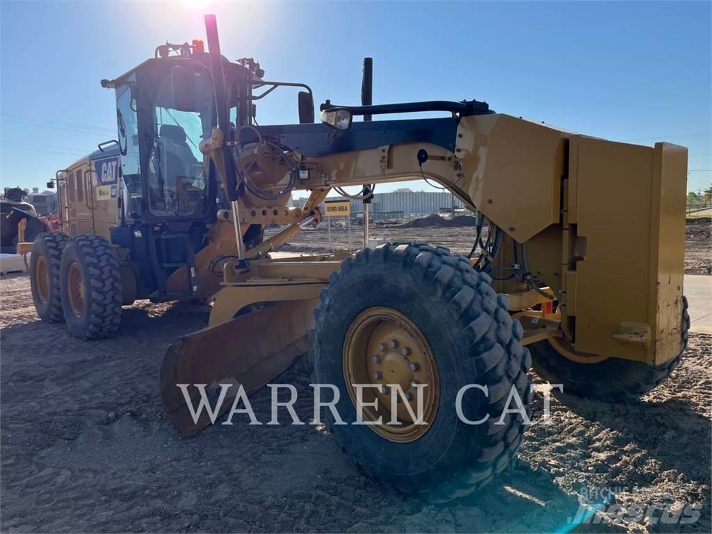 CAT 12M3 平土機