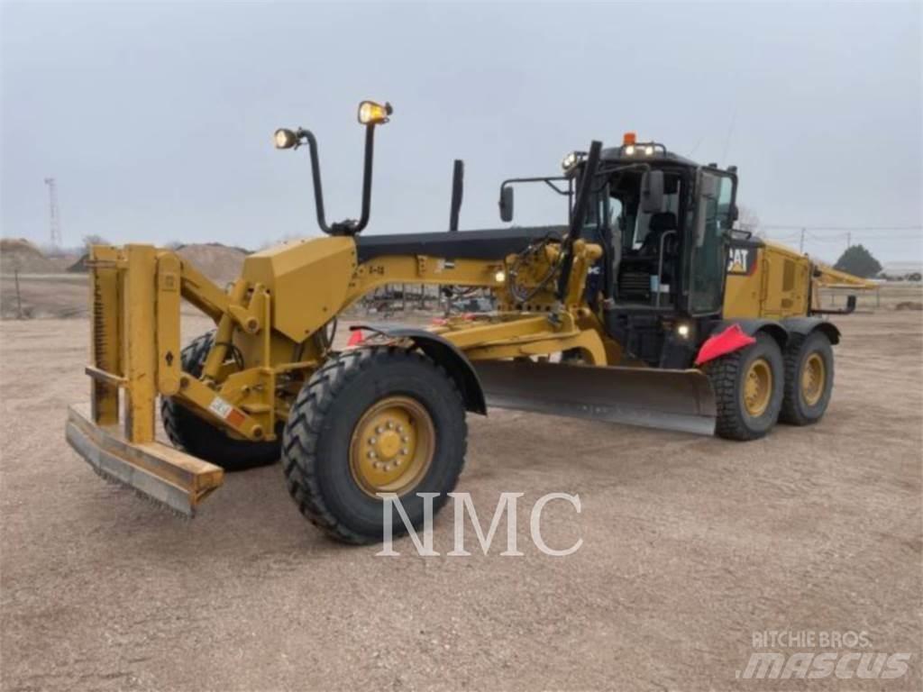 CAT 12M3 平土機