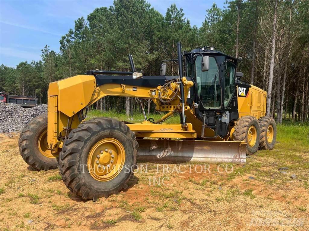 CAT 12M3 平土機