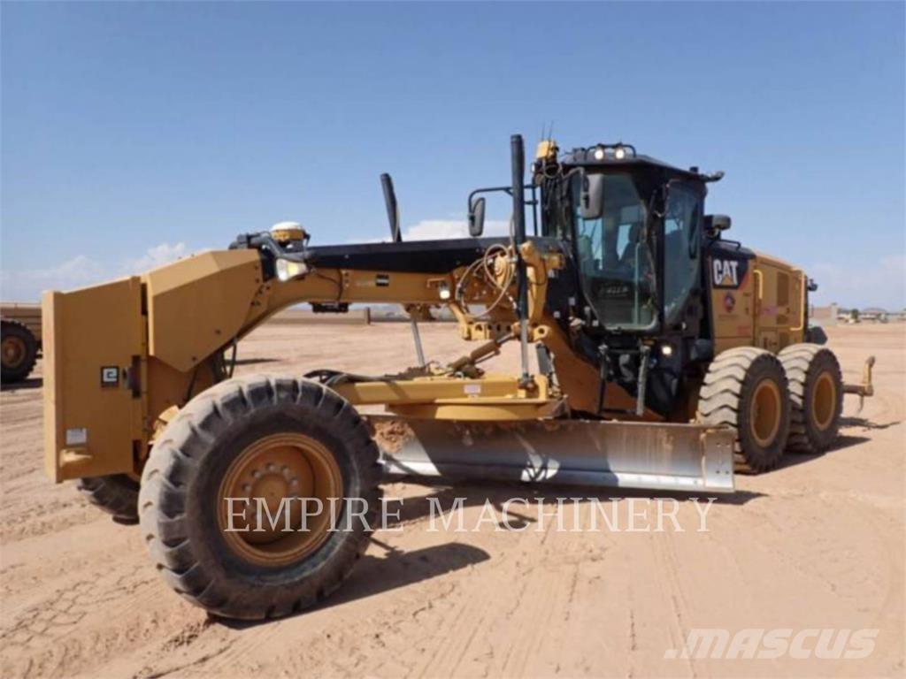 CAT 12M3 平土機