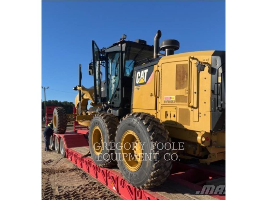 CAT 12M3 平土機