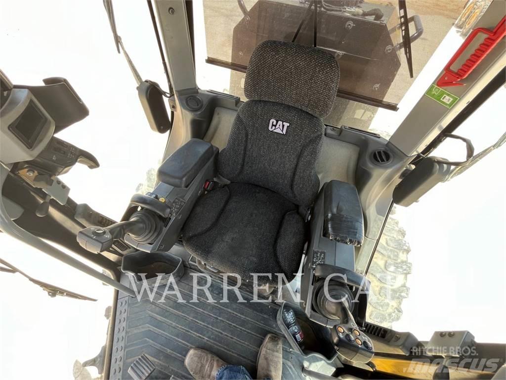 CAT 12M3 AWD 平土機