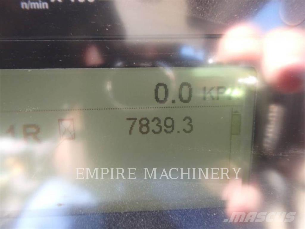 CAT 12M3 AWD 平土機