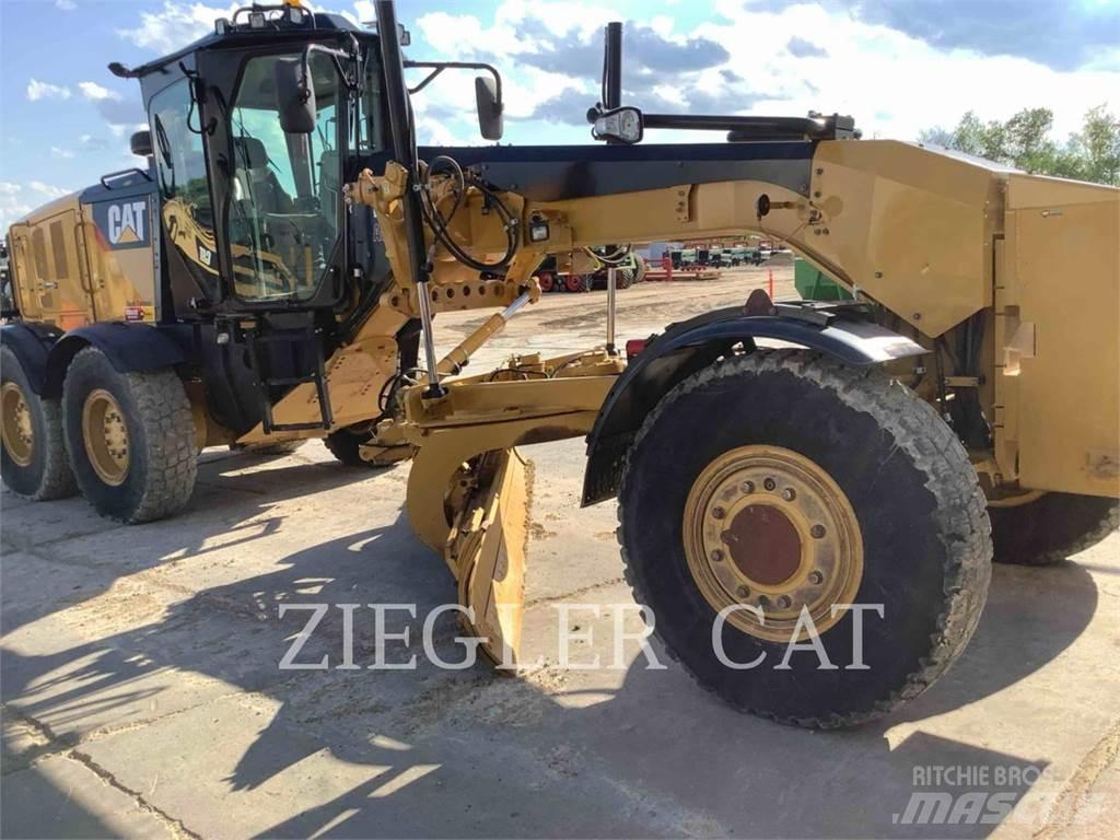CAT 12M3AWD 平土機