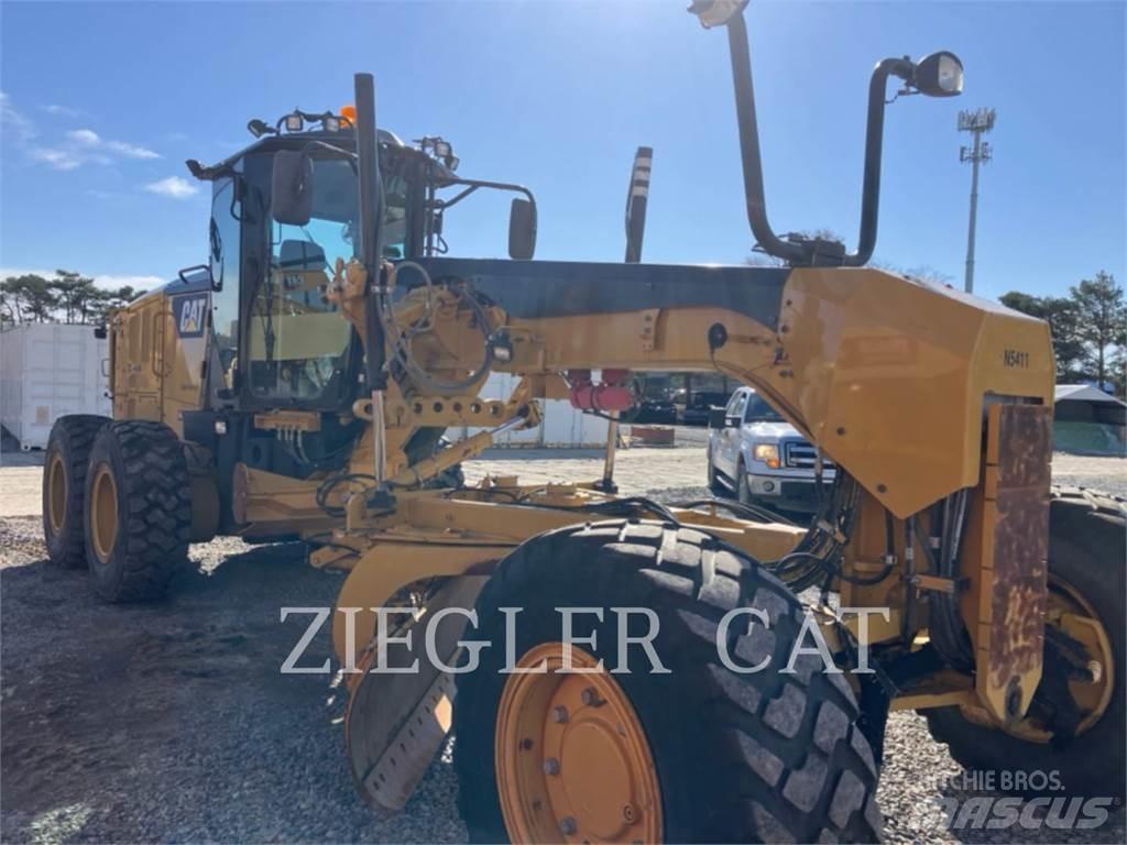 CAT 12M3AWD 平土機