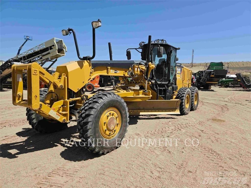 CAT 12M3AWD 平土機