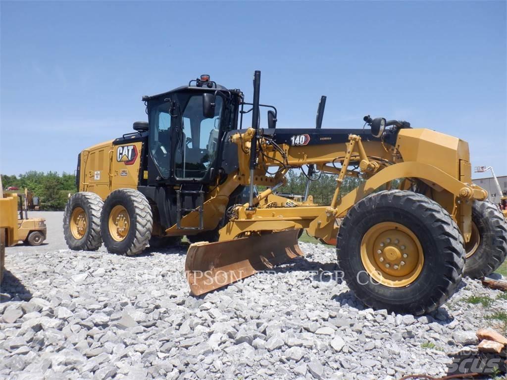CAT 140 平土機