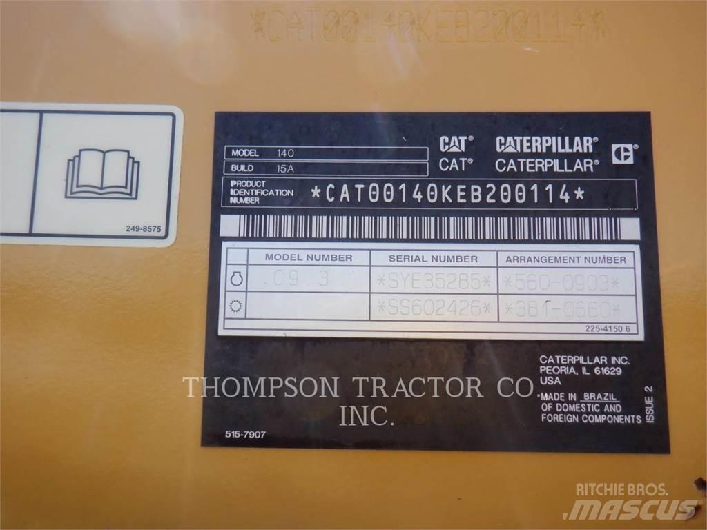 CAT 140 平土機